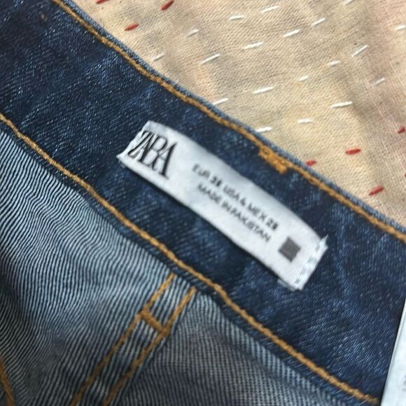 Zara Dark Wash Skinny Jeans - Picture 2 of 7